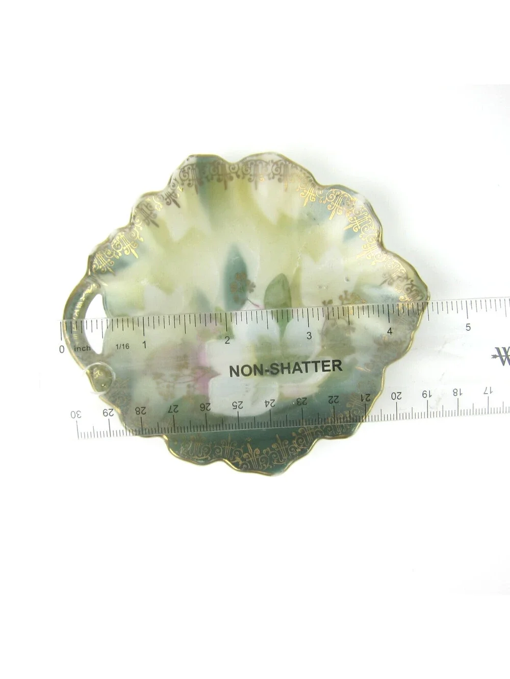 N/A antique leaf
